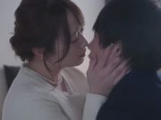 飢渴少婦趁老公出差與繼子偷情求歡 白石茉莉奈